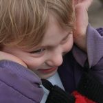 L’autisme chez un enfant : causes, manifestations et traitements